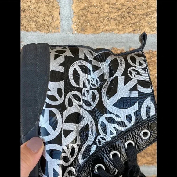 Moschino sneakers size 36/5.5 - Picture 5 of 16